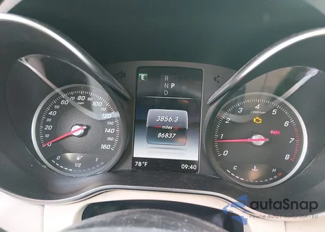 2019 Mercedes-Benz Glc 300 4Matic z USA, uszkodzony, nr VIN WDC0G4KB3KF575009